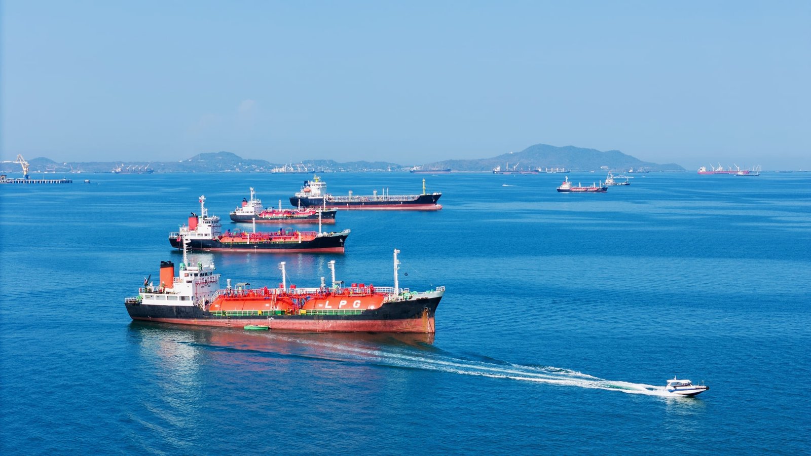 escalating strait of hormuz tensions raise fresh concerns over global energy security